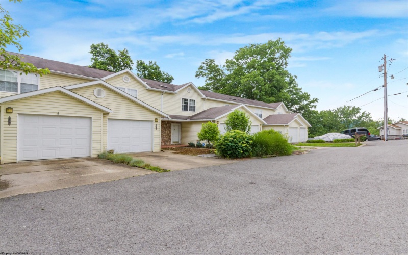 1604 Cain Street, Star City, West Virginia 26505, 2 Bedrooms Bedrooms, 6 Rooms Rooms,2 BathroomsBathrooms,Single Family Attached,For Sale,Cain,10160016