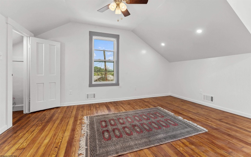 421 White Avenue, Morgantown, West Virginia 26501-6648, 2 Bedrooms Bedrooms, 7 Rooms Rooms,1 BathroomBathrooms,Single Family Detached,For Sale,White,10160024