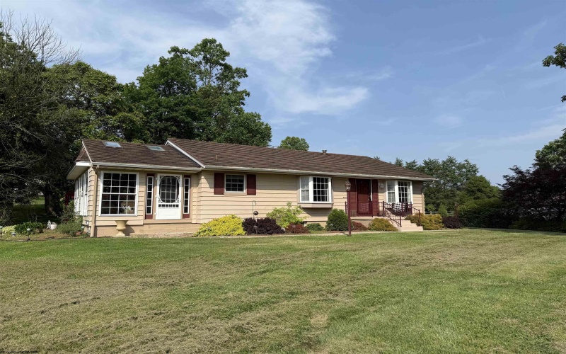 2477 Serene Drive, Fairmont, West Virginia 26554, 2 Bedrooms Bedrooms, 9 Rooms Rooms,1 BathroomBathrooms,Single Family Detached,For Sale,Serene,10160017