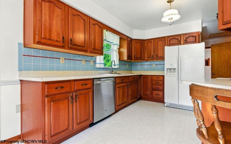 1416 Anmoore Road, Bridgeport, West Virginia 26330, 3 Bedrooms Bedrooms, 5 Rooms Rooms,1 BathroomBathrooms,Single Family Detached,For Sale,Anmoore,10160029