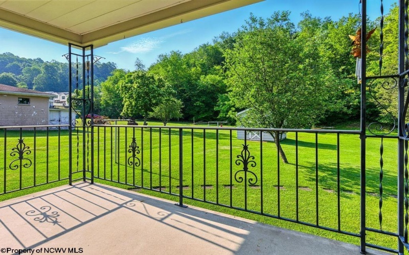 1416 Anmoore Road, Bridgeport, West Virginia 26330, 3 Bedrooms Bedrooms, 5 Rooms Rooms,1 BathroomBathrooms,Single Family Detached,For Sale,Anmoore,10160029