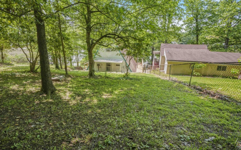 431 Valley Falls Road, Fairmont, West Virginia 26554, 2 Bedrooms Bedrooms, 5 Rooms Rooms,1 BathroomBathrooms,Single Family Detached,For Sale,Valley Falls,10160031