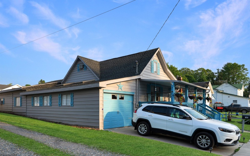 106 CALDWELL Street, Terra Alta, West Virginia 26764, 3 Bedrooms Bedrooms, 6 Rooms Rooms,1 BathroomBathrooms,Single Family Detached,For Sale,CALDWELL,10160035