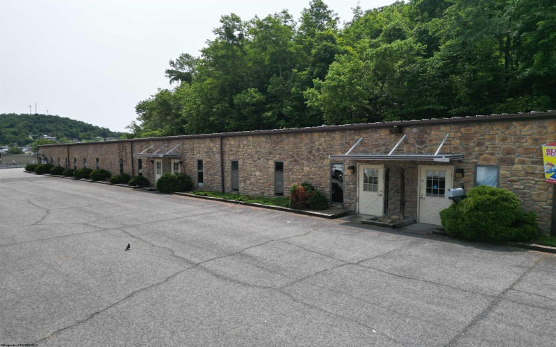 2A Cherry Tree Drive, Clarksburg, West Virginia 26301, ,Multi-unit/income,For Sale,Cherry Tree,10160052