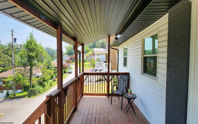 179 Circle Drive, Fairmont, West Virginia 26554, 2 Bedrooms Bedrooms, 6 Rooms Rooms,2 BathroomsBathrooms,Single Family Detached,For Sale,Circle,10160053
