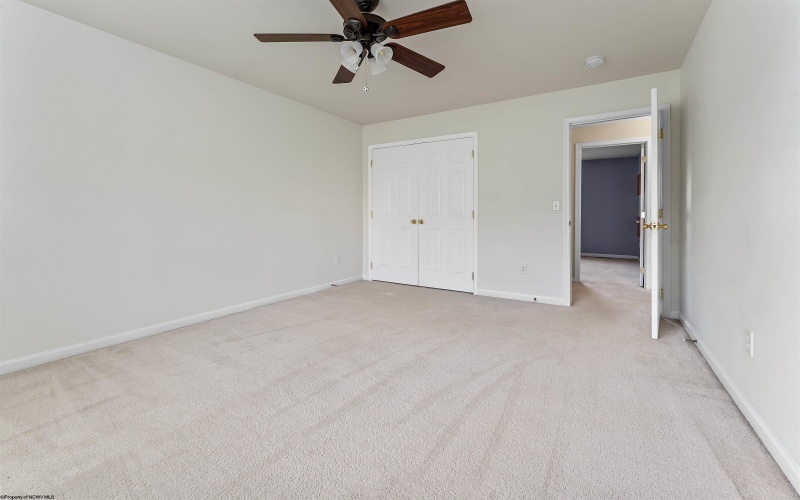 453 Blackberry Ridge Drive, Morgantown, West Virginia 26508, 4 Bedrooms Bedrooms, 10 Rooms Rooms,3 BathroomsBathrooms,Single Family Detached,For Sale,Blackberry Ridge,10160049