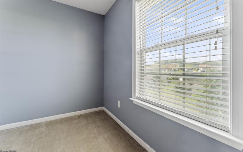 453 Blackberry Ridge Drive, Morgantown, West Virginia 26508, 4 Bedrooms Bedrooms, 10 Rooms Rooms,3 BathroomsBathrooms,Single Family Detached,For Sale,Blackberry Ridge,10160049