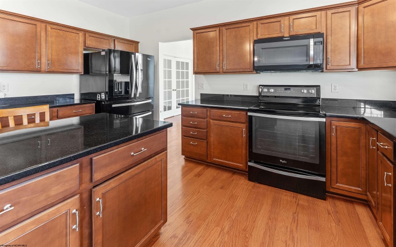 453 Blackberry Ridge Drive, Morgantown, West Virginia 26508, 4 Bedrooms Bedrooms, 10 Rooms Rooms,3 BathroomsBathrooms,Single Family Detached,For Sale,Blackberry Ridge,10160049