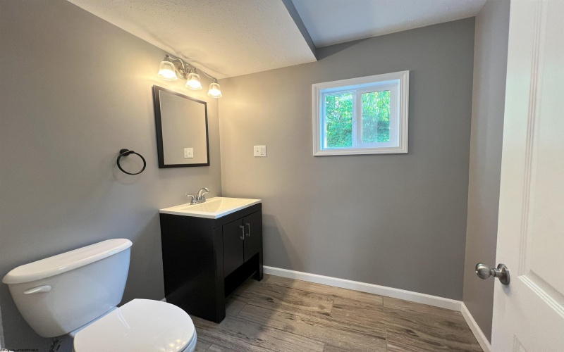 1381 Randall Street, Morgantown, West Virginia 26505, 2 Bedrooms Bedrooms, 4 Rooms Rooms,2 BathroomsBathrooms,Single Family Detached,For Sale,Randall,10160038