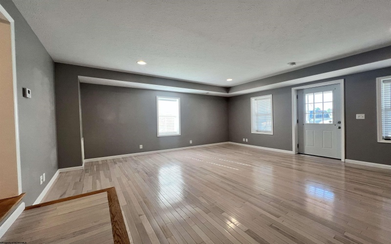 1381 Randall Street, Morgantown, West Virginia 26505, 2 Bedrooms Bedrooms, 4 Rooms Rooms,2 BathroomsBathrooms,Single Family Detached,For Sale,Randall,10160038