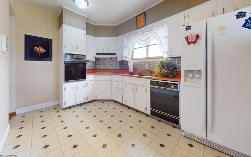515 Ohio Avenue, Fairmont, West Virginia 26554, 2 Bedrooms Bedrooms, 5 Rooms Rooms,1 BathroomBathrooms,Single Family Detached,For Sale,Ohio,10160037