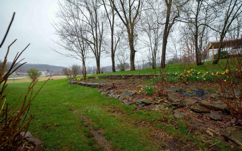 16 Gladesville Road, Morgantown, West Virginia 26508, 3 Bedrooms Bedrooms, 7 Rooms Rooms,2 BathroomsBathrooms,Single Family Detached,For Sale,Gladesville,10158679