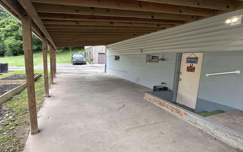 683 Locust Avenue, Weston, West Virginia 26452, 2 Bedrooms Bedrooms, 4 Rooms Rooms,1 BathroomBathrooms,Single Family Detached,For Sale,Locust,10160044