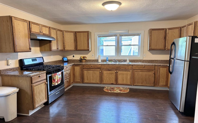683 Locust Avenue, Weston, West Virginia 26452, 2 Bedrooms Bedrooms, 4 Rooms Rooms,1 BathroomBathrooms,Single Family Detached,For Sale,Locust,10160044