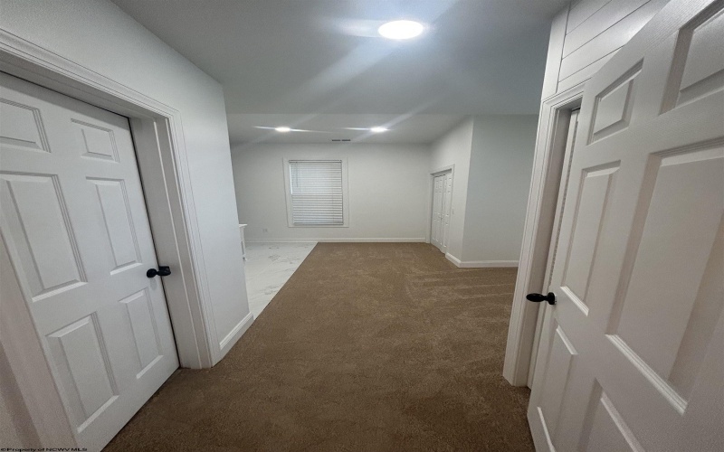 645 Mulberry Avenue, Clarksburg, West Virginia 26301, 4 Bedrooms Bedrooms, 10 Rooms Rooms,3 BathroomsBathrooms,Single Family Detached,For Sale,Mulberry,10160048