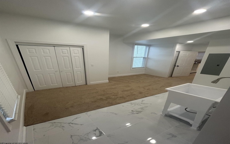 645 Mulberry Avenue, Clarksburg, West Virginia 26301, 4 Bedrooms Bedrooms, 10 Rooms Rooms,3 BathroomsBathrooms,Single Family Detached,For Sale,Mulberry,10160048
