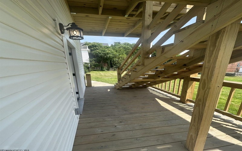 645 Mulberry Avenue, Clarksburg, West Virginia 26301, 4 Bedrooms Bedrooms, 10 Rooms Rooms,3 BathroomsBathrooms,Single Family Detached,For Sale,Mulberry,10160048
