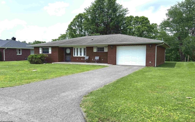 159 Morning View Lane, Bridgeport, West Virginia 26330, 2 Bedrooms Bedrooms, 5 Rooms Rooms,1 BathroomBathrooms,Single Family Detached,For Sale,Morning View,10160047