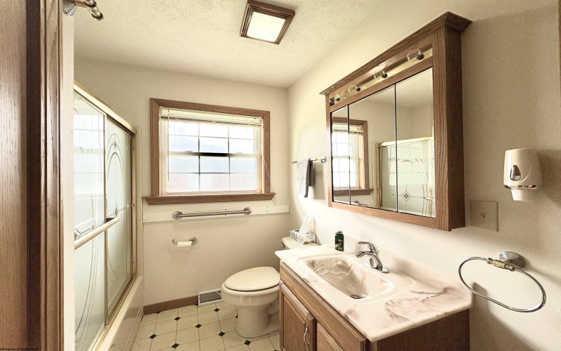 159 Morning View Lane, Bridgeport, West Virginia 26330, 2 Bedrooms Bedrooms, 5 Rooms Rooms,1 BathroomBathrooms,Single Family Detached,For Sale,Morning View,10160047