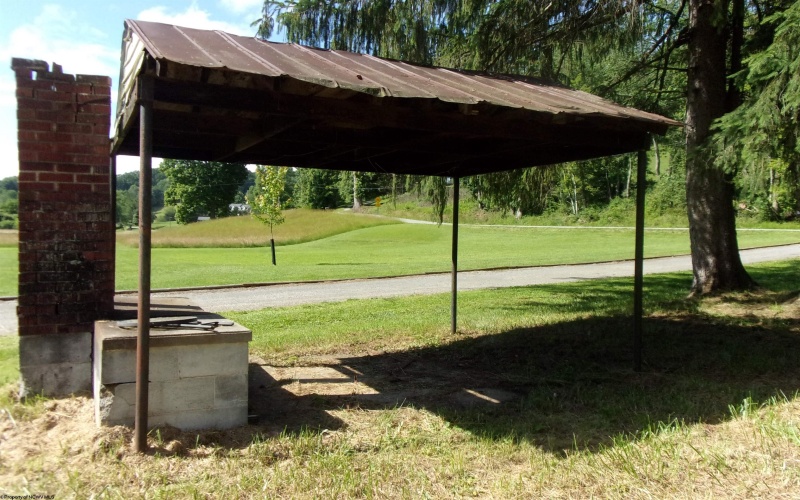 333 Buckhannon Mountain Road, Buckhannon, West Virginia 26201, 2 Bedrooms Bedrooms, 6 Rooms Rooms,1 BathroomBathrooms,Single Family Detached,For Sale,Buckhannon Mountain,10160046