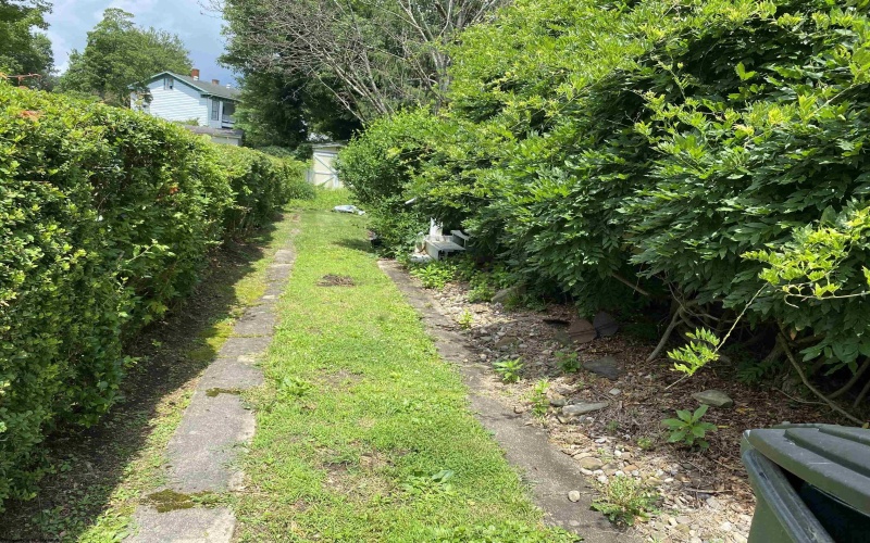 28 Central Avenue, Buckhannon, West Virginia 26201-4033, 5 Bedrooms Bedrooms, 10 Rooms Rooms,2 BathroomsBathrooms,Single Family Detached,For Sale,Central,10160054