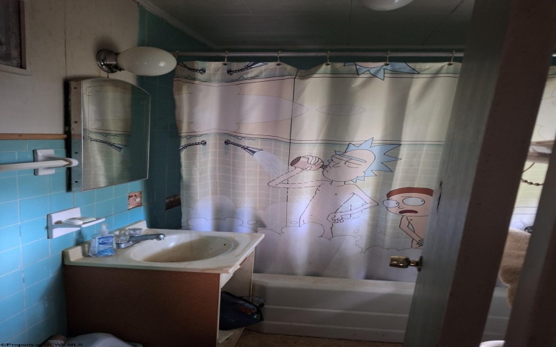 1070 Pinch Gut Hollow, Fairmont, West Virginia 26554, 3 Bedrooms Bedrooms, 6 Rooms Rooms,2 BathroomsBathrooms,Single Family Detached,For Sale,Pinch Gut,10160056