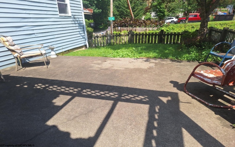 1070 Pinch Gut Hollow, Fairmont, West Virginia 26554, 3 Bedrooms Bedrooms, 6 Rooms Rooms,2 BathroomsBathrooms,Single Family Detached,For Sale,Pinch Gut,10160056