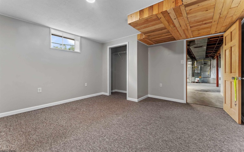48 Skyline Drive, Morgantown, West Virginia 26508, 3 Bedrooms Bedrooms, 10 Rooms Rooms,2 BathroomsBathrooms,Single Family Detached,For Sale,Skyline,10160063