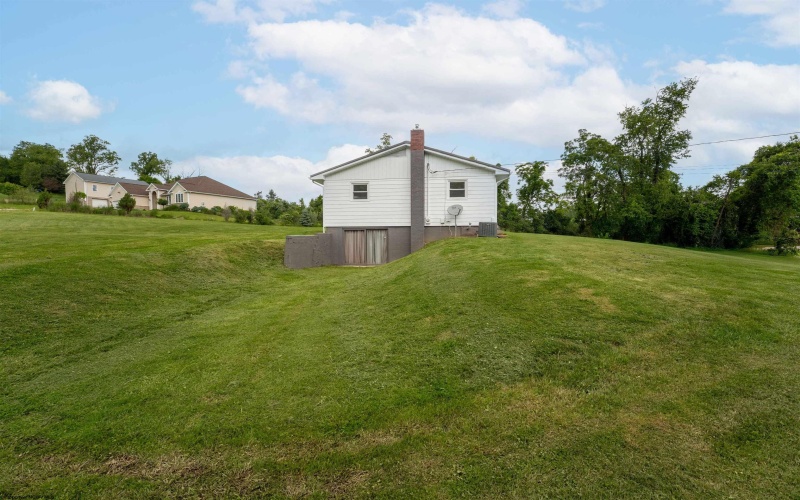 48 Skyline Drive, Morgantown, West Virginia 26508, 3 Bedrooms Bedrooms, 10 Rooms Rooms,2 BathroomsBathrooms,Single Family Detached,For Sale,Skyline,10160063