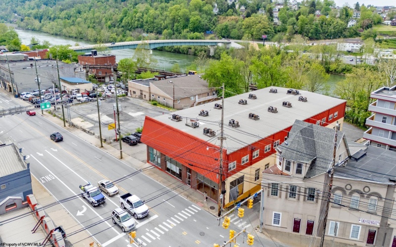 1389 University Avenue, Morgantown, West Virginia 26505, ,Commercial/industrial,For Lease,University,10160070