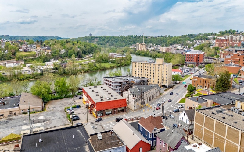 1389 University Avenue, Morgantown, West Virginia 26505, ,Commercial/industrial,For Lease,University,10160070