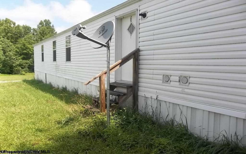 100 Nelson Howard Lane, French Creek, West Virginia 26218, 3 Bedrooms Bedrooms, 5 Rooms Rooms,1 BathroomBathrooms,Residential Rentals,For Rent,Nelson Howard,10160062