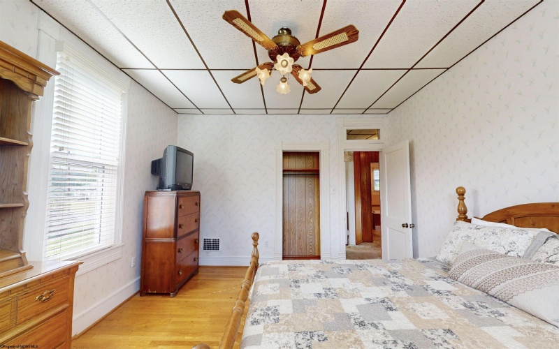 715 MAIN Street, Grafton, West Virginia 26354, 3 Bedrooms Bedrooms, 10 Rooms Rooms,1 BathroomBathrooms,Single Family Detached,For Sale,MAIN,10160071