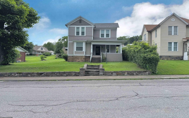 715 MAIN Street, Grafton, West Virginia 26354, 3 Bedrooms Bedrooms, 10 Rooms Rooms,1 BathroomBathrooms,Single Family Detached,For Sale,MAIN,10160071