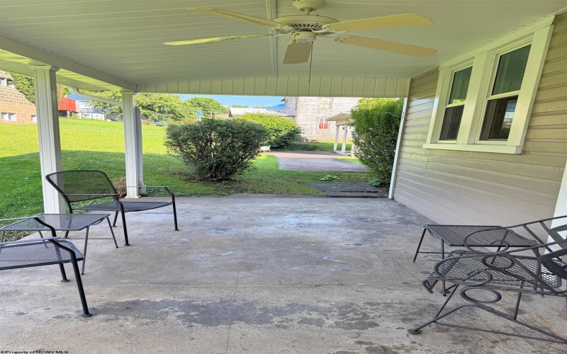 715 MAIN Street, Grafton, West Virginia 26354, 3 Bedrooms Bedrooms, 10 Rooms Rooms,1 BathroomBathrooms,Single Family Detached,For Sale,MAIN,10160071