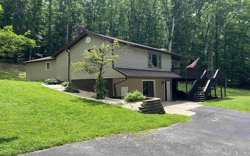 60 Saras Way, Beverly, West Virginia 26253, 3 Bedrooms Bedrooms, 10 Rooms Rooms,2 BathroomsBathrooms,Single Family Detached,For Sale,Saras,10160072