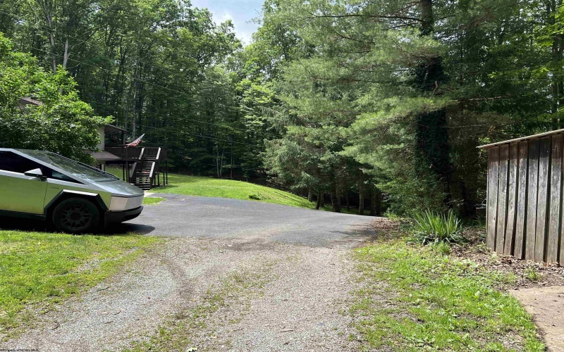 60 Saras Way, Beverly, West Virginia 26253, 3 Bedrooms Bedrooms, 10 Rooms Rooms,2 BathroomsBathrooms,Single Family Detached,For Sale,Saras,10160072