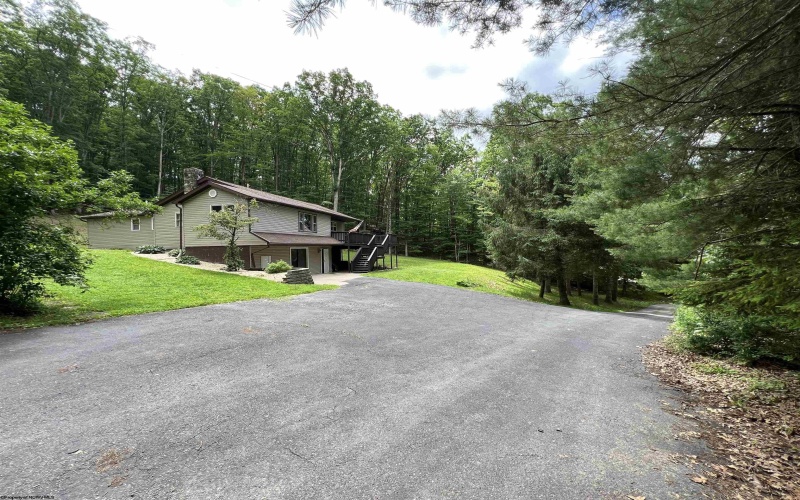 60 Saras Way, Beverly, West Virginia 26253, 3 Bedrooms Bedrooms, 10 Rooms Rooms,2 BathroomsBathrooms,Single Family Detached,For Sale,Saras,10160072