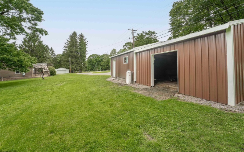 2228 Dinnerbell Five Forks Road, Farmington, Pennsylvania 15437, 3 Bedrooms Bedrooms, 5 Rooms Rooms,2 BathroomsBathrooms,Single Family Detached,For Sale,Dinnerbell Five Forks,10160073