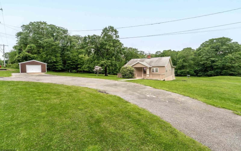 2228 Dinnerbell Five Forks Road, Farmington, Pennsylvania 15437, 3 Bedrooms Bedrooms, 5 Rooms Rooms,2 BathroomsBathrooms,Single Family Detached,For Sale,Dinnerbell Five Forks,10160073