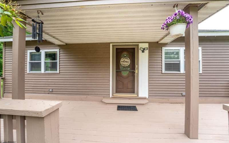 2228 Dinnerbell Five Forks Road, Farmington, Pennsylvania 15437, 3 Bedrooms Bedrooms, 5 Rooms Rooms,2 BathroomsBathrooms,Single Family Detached,For Sale,Dinnerbell Five Forks,10160073
