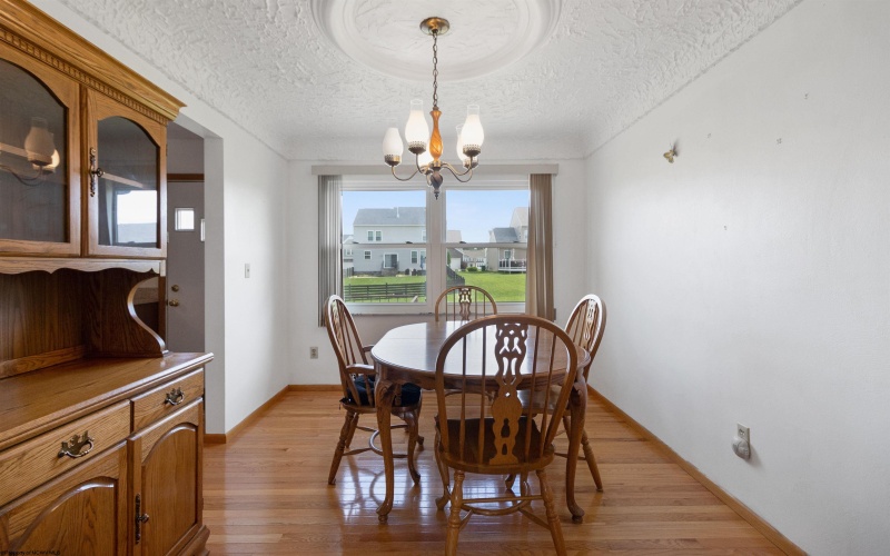 244 Del Dew Drive, Bridgeport, West Virginia 26330, 3 Bedrooms Bedrooms, 8 Rooms Rooms,2 BathroomsBathrooms,Single Family Detached,For Sale,Del Dew,10160089