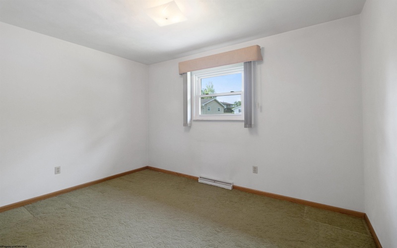 244 Del Dew Drive, Bridgeport, West Virginia 26330, 3 Bedrooms Bedrooms, 8 Rooms Rooms,2 BathroomsBathrooms,Single Family Detached,For Sale,Del Dew,10160089