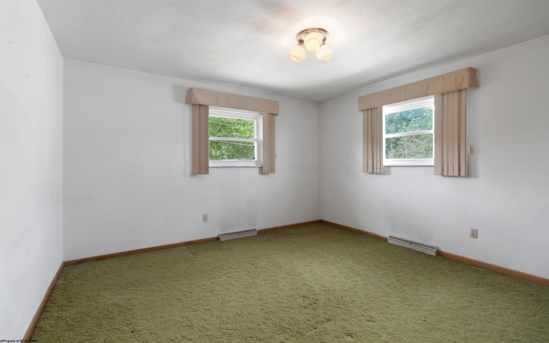 244 Del Dew Drive, Bridgeport, West Virginia 26330, 3 Bedrooms Bedrooms, 8 Rooms Rooms,2 BathroomsBathrooms,Single Family Detached,For Sale,Del Dew,10160089