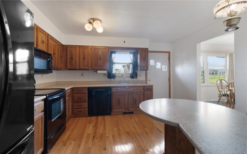 244 Del Dew Drive, Bridgeport, West Virginia 26330, 3 Bedrooms Bedrooms, 8 Rooms Rooms,2 BathroomsBathrooms,Single Family Detached,For Sale,Del Dew,10160089
