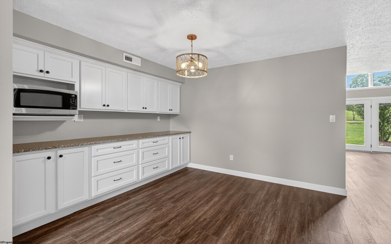 1024 Greystone Circle, Morgantown, West Virginia 26508, 3 Bedrooms Bedrooms, 5 Rooms Rooms,1 BathroomBathrooms,Single Family Attached,For Sale,Greystone,10160079