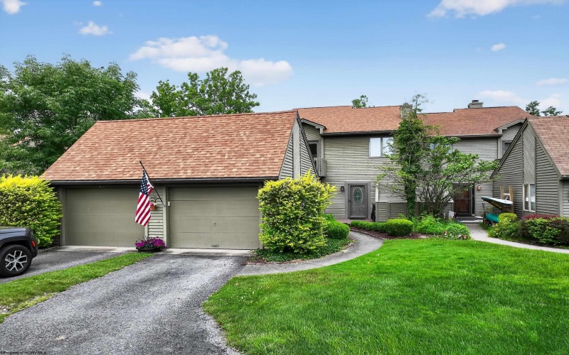 1024 Greystone Circle, Morgantown, West Virginia 26508, 3 Bedrooms Bedrooms, 5 Rooms Rooms,1 BathroomBathrooms,Single Family Attached,For Sale,Greystone,10160079