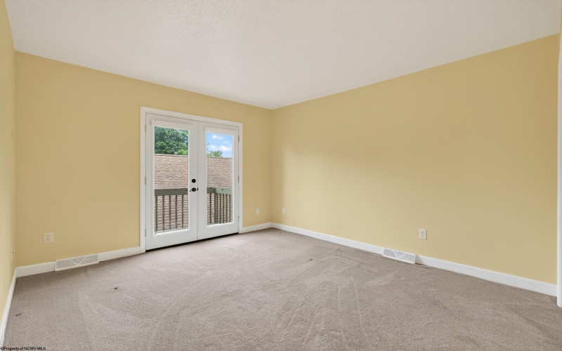 1024 Greystone Circle, Morgantown, West Virginia 26508, 3 Bedrooms Bedrooms, 5 Rooms Rooms,1 BathroomBathrooms,Single Family Attached,For Sale,Greystone,10160079