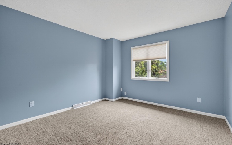 1024 Greystone Circle, Morgantown, West Virginia 26508, 3 Bedrooms Bedrooms, 5 Rooms Rooms,1 BathroomBathrooms,Single Family Attached,For Sale,Greystone,10160079
