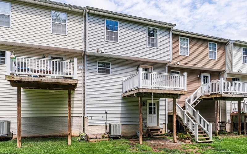 143 Eagle Drive, Maidsville, West Virginia 26541, 3 Bedrooms Bedrooms, 5 Rooms Rooms,1 BathroomBathrooms,Single Family Attached,For Sale,Eagle,10160080